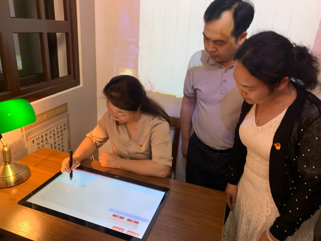 fb2edc94-7416-40f8-8923-5adf0316d8b8